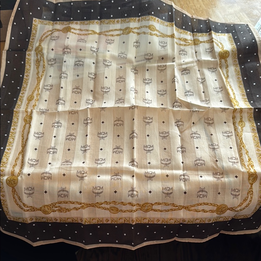MCM Brown and Cream Scarf - Picture 4 of 4
